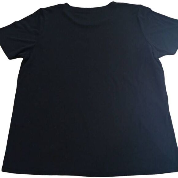 Mighty Fine brand Tshirt. Just One More Episode.
Women's size XL but runs small. - Picture 3 of 6